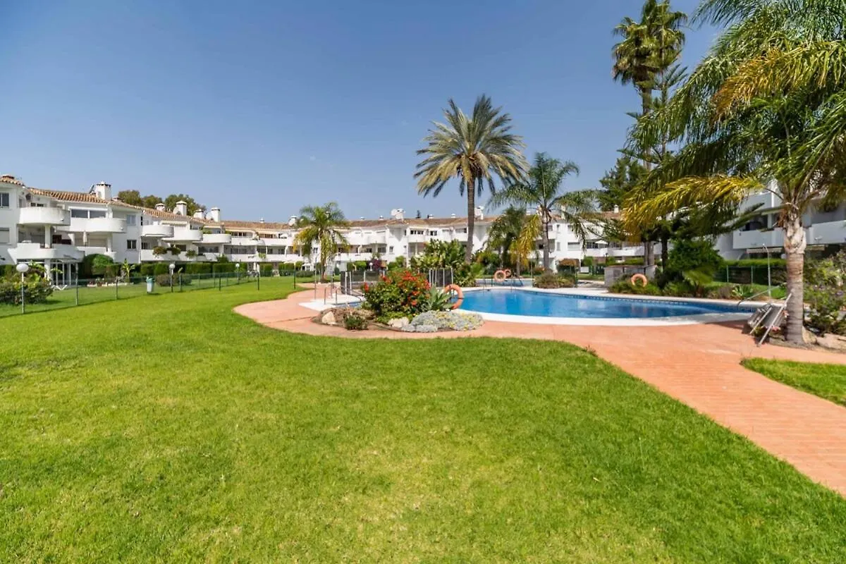 134 - Stylish Modern Apartment With Pool, Mijas Málaga