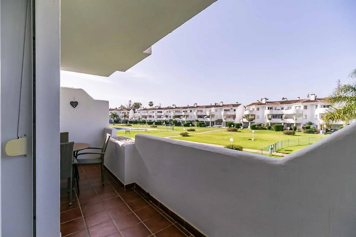 134 - Stylish Modern Apartment With Pool, Mijas Málaga Spanien