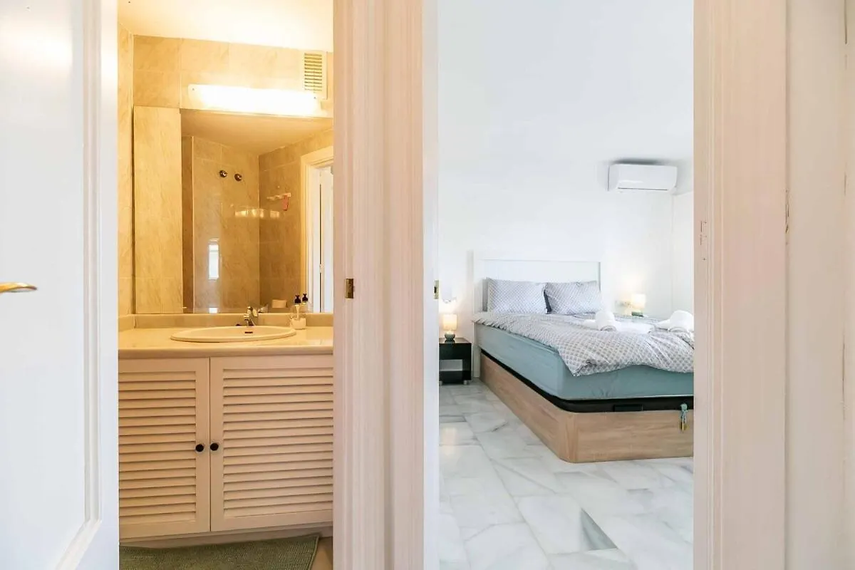 134 - Stylish Modern Apartment With Pool, Mijas Málaga 0*,  Spanien